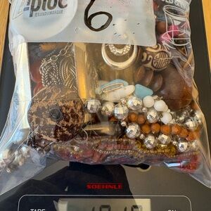 1KG Mixed Assorted Jewelry Bag with Beads and Charms - Untested - LOT 6